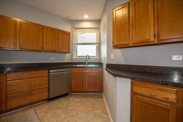 1216 Tennyson Lane 1216, Naperville, IL 60540