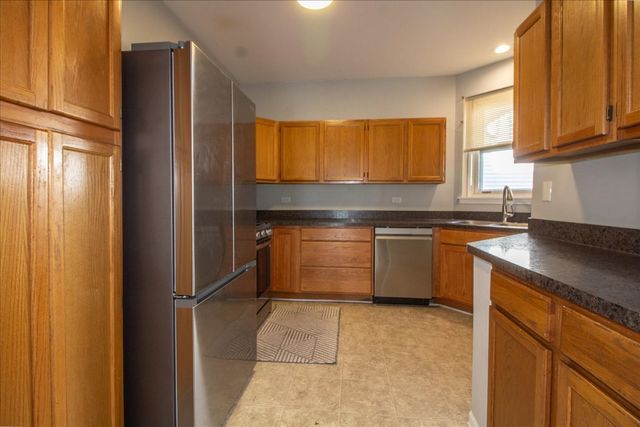 1216 Tennyson Lane 1216, Naperville, IL 60540