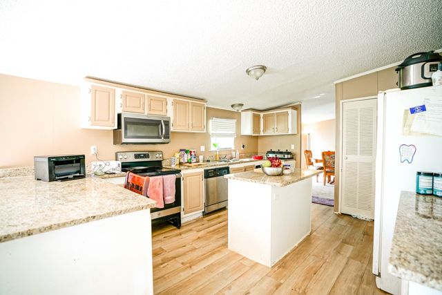 126 Sorrel Way, Alvarado, TX 76009