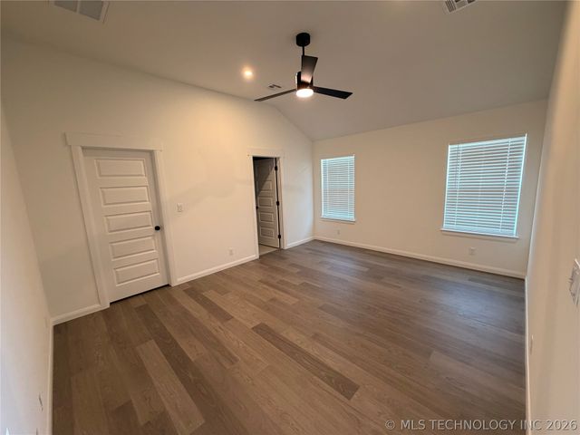 27229 E 109th Street S, Coweta, OK 74429