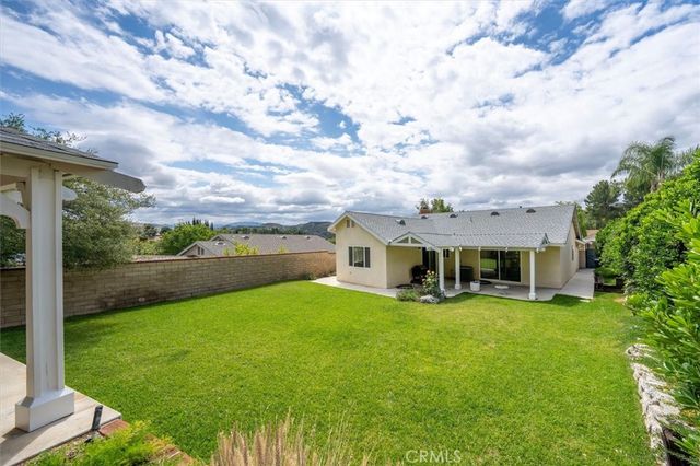 21735 Whey, Saugus, CA 91350