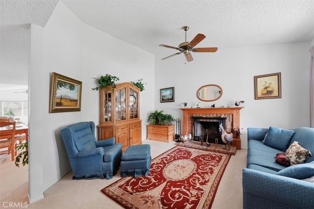 21735 Whey, Saugus, CA 91350
