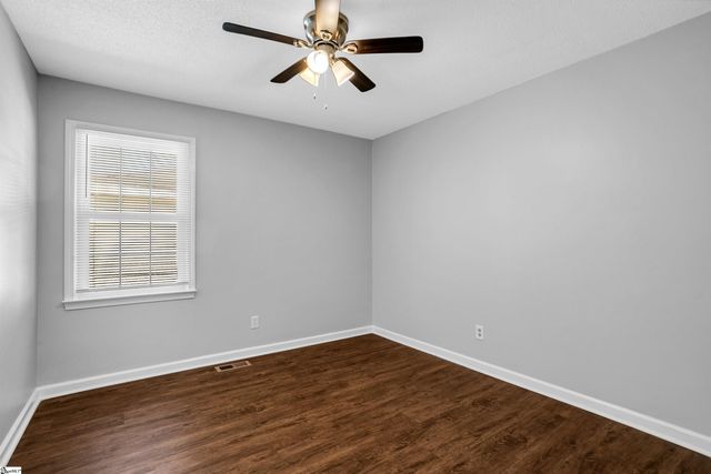 407 Old Paris Mountain Road, Greenville, SC 29609