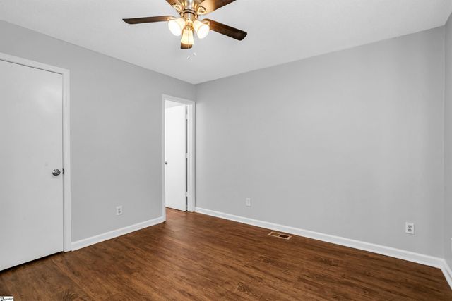 407 Old Paris Mountain Road, Greenville, SC 29609