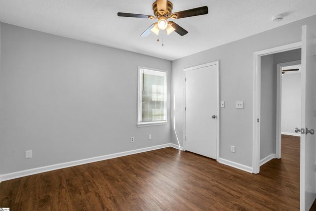 407 Old Paris Mountain Road, Greenville, SC 29609