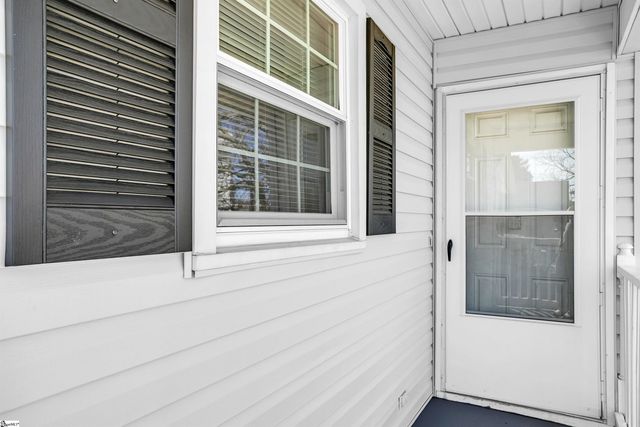 407 Old Paris Mountain Road, Greenville, SC 29609