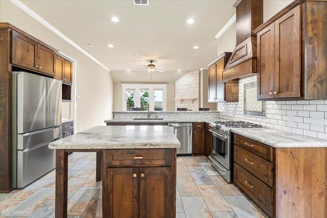 68 Brookhollow Drive, Wimberley, TX 78676