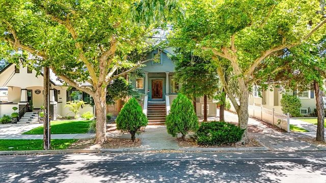 5314 J St, Sacramento, CA 95819