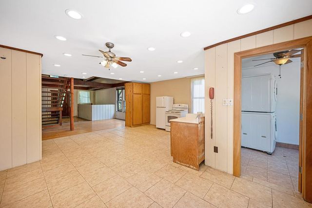 5314 J St, Sacramento, CA 95819