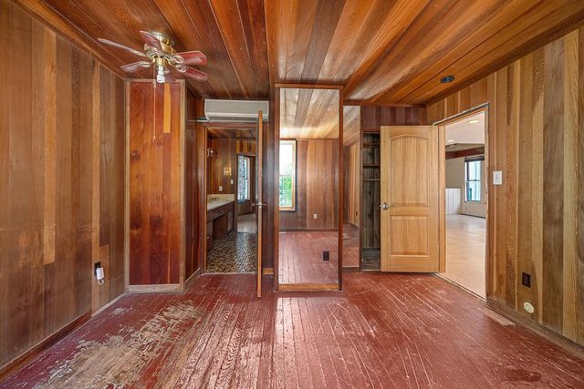 5314 J St, Sacramento, CA 95819