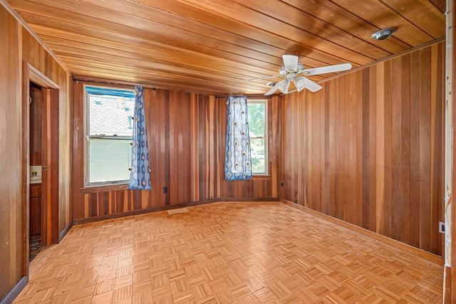 5314 J St, Sacramento, CA 95819