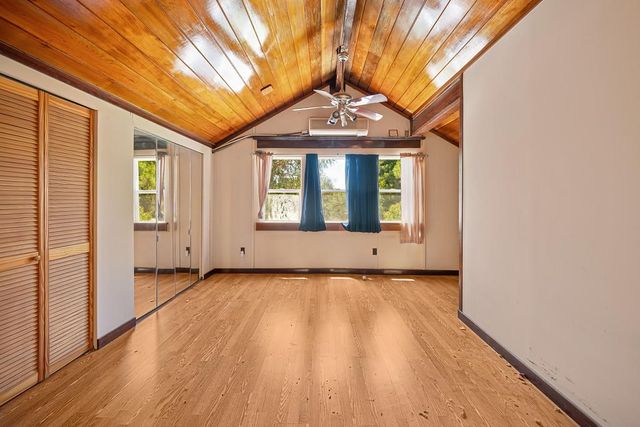 5314 J St, Sacramento, CA 95819