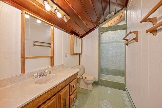 5314 J St, Sacramento, CA 95819