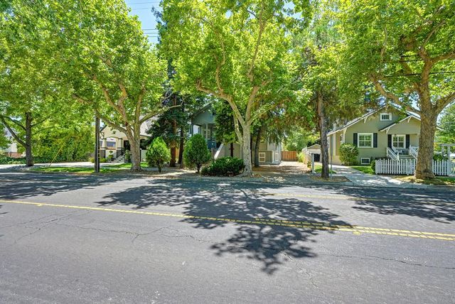 5314 J St, Sacramento, CA 95819