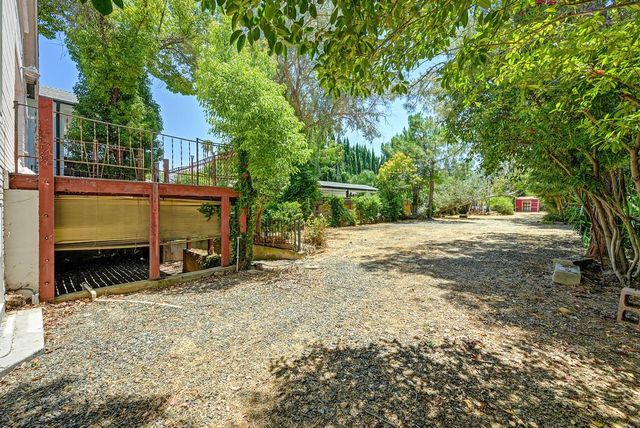 5314 J St, Sacramento, CA 95819