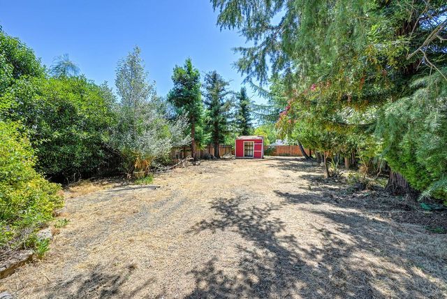 5314 J St, Sacramento, CA 95819
