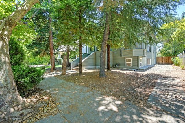 5314 J St, Sacramento, CA 95819