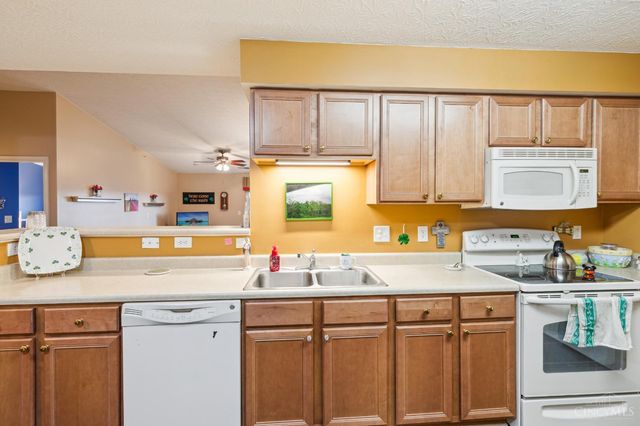 3498 Chestnut Park Lane, Miami Twp, OH 45002