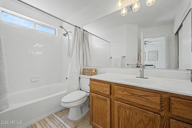 8527 E CLOVIS Avenue, Mesa, AZ 85208