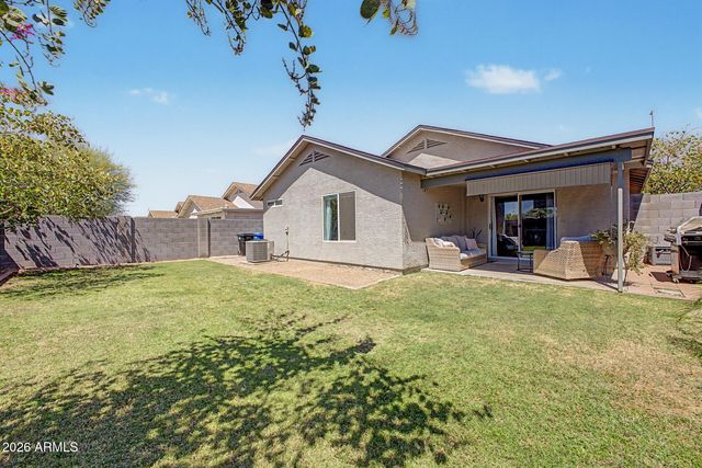 8527 E CLOVIS Avenue, Mesa, AZ 85208