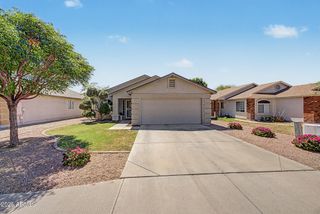 8527 E CLOVIS Avenue, Mesa, AZ 85208