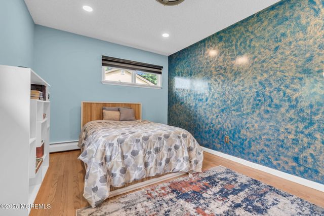 158 Hardenburg Lane, East Brunswick, NJ 08816
