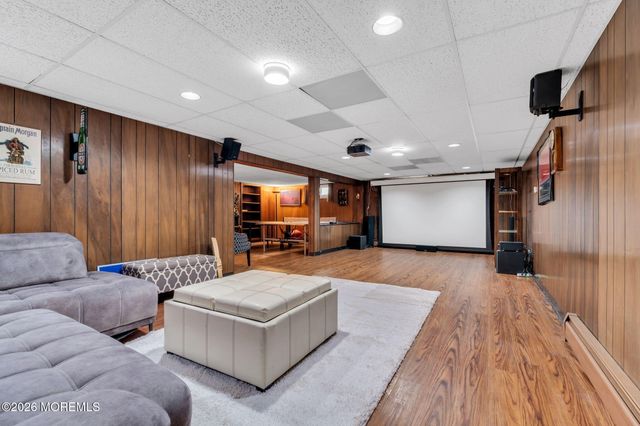 158 Hardenburg Lane, East Brunswick, NJ 08816