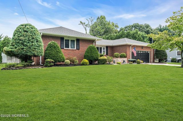 158 Hardenburg Lane, East Brunswick, NJ 08816