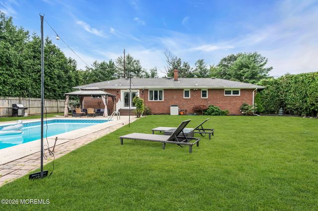 158 Hardenburg Lane, East Brunswick, NJ 08816