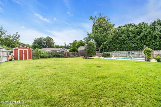 158 Hardenburg Lane, East Brunswick, NJ 08816