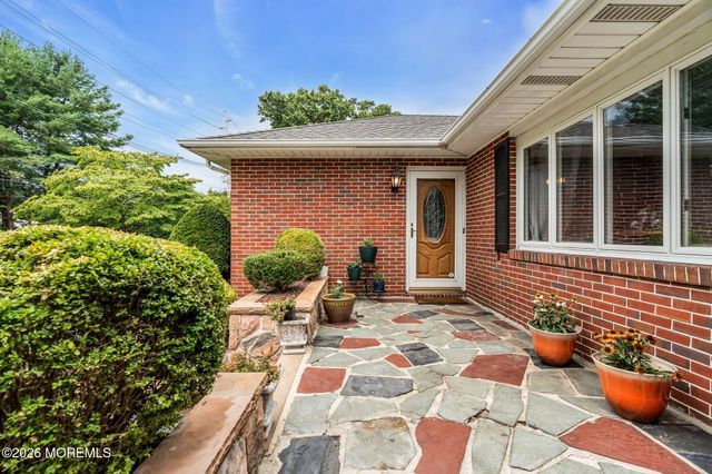 158 Hardenburg Lane, East Brunswick, NJ 08816