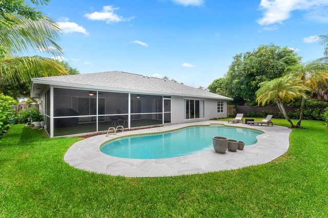 1739 Brae Burn Place, Wellington, FL 33414