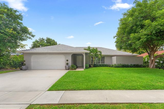 1739 Brae Burn Place, Wellington, FL 33414