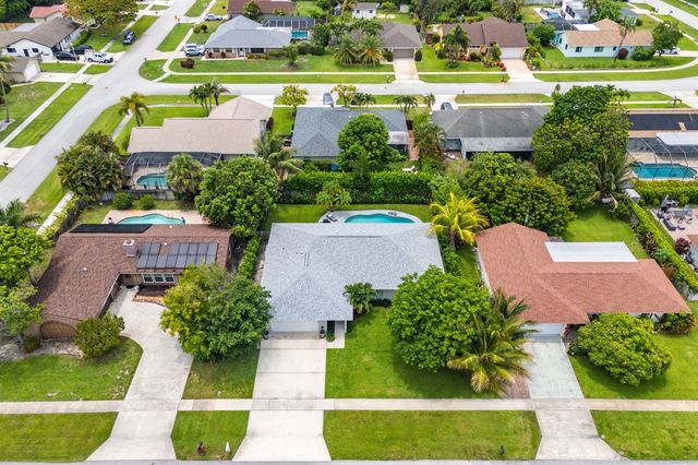 1739 Brae Burn Place, Wellington, FL 33414