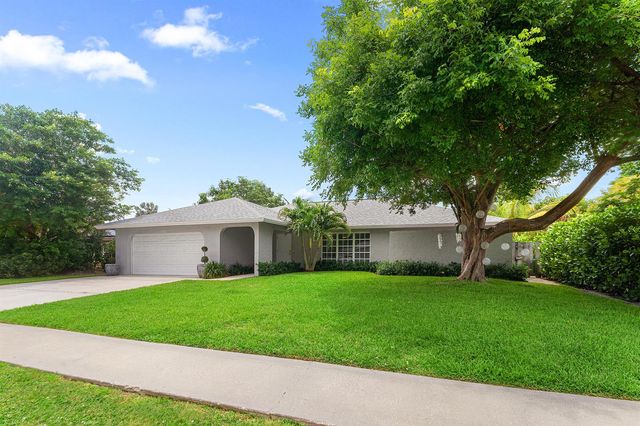 1739 Brae Burn Place, Wellington, FL 33414