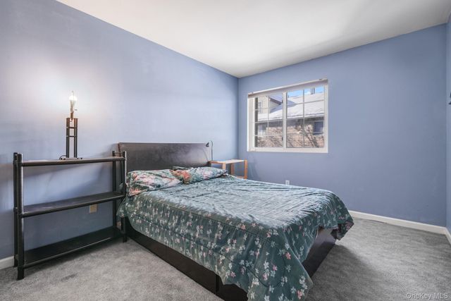 29 Klint Court, Nanuet, NY 10954