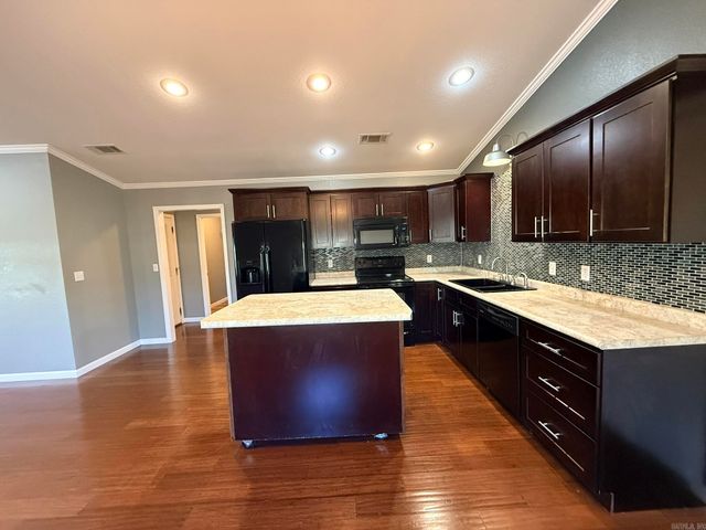 707 N 4th Street, Marmaduke, AR 72443