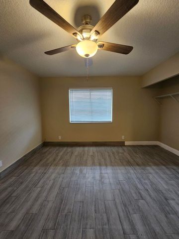 4827 Orleans Court A, West Palm Beach, FL 33415