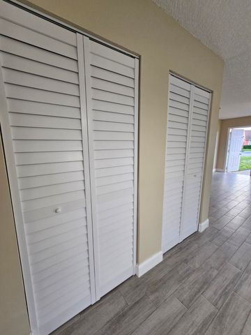 4827 Orleans Court A, West Palm Beach, FL 33415