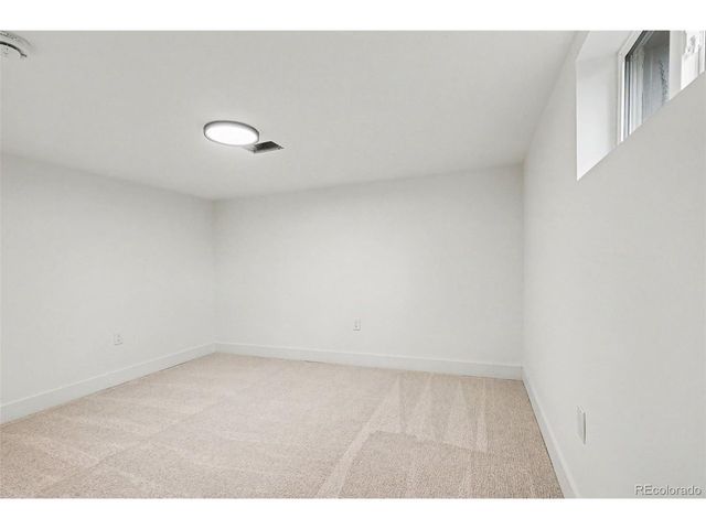 5645 W Virginia Ave, Lakewood, CO 80226