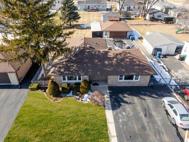 7712 S Oketo Avenue, Bridgeview, IL 60455