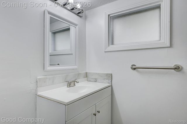 1377 Dorothea Road, Berkley, MI 48072