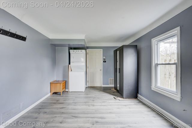 1377 Dorothea Road, Berkley, MI 48072