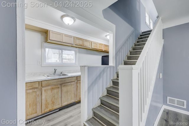 1377 Dorothea Road, Berkley, MI 48072