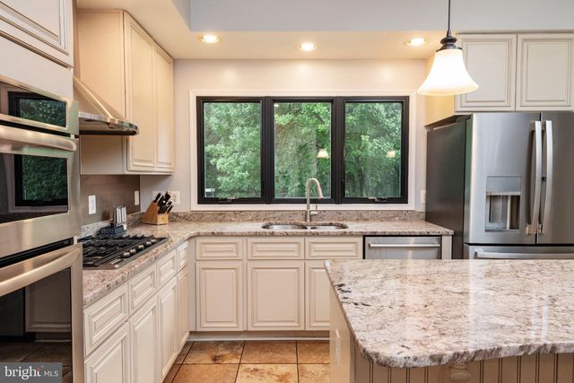 119 FORDHAM DR, Millersville, MD 21108