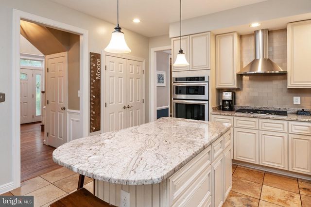 119 FORDHAM DR, Millersville, MD 21108