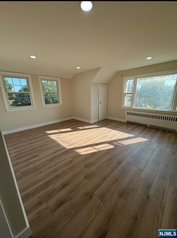31-05 Rosalie Street #2, Fair Lawn, NJ 07410