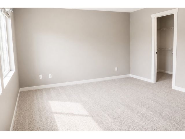 476 Sw 15TH Ave, Canby, OR 97013