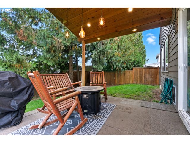 476 Sw 15TH Ave, Canby, OR 97013