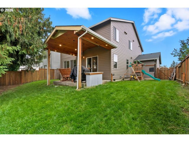 476 Sw 15TH Ave, Canby, OR 97013